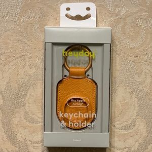 heyday Apple AirTag Keychain - Orange, NWT, NIB Stocking Stuffer